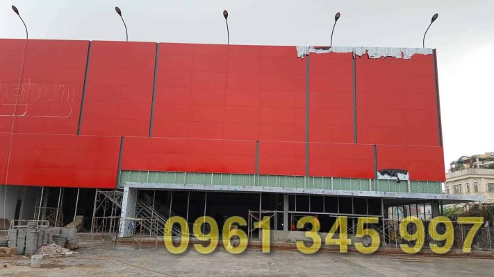 Thi công mặt dựng alu giá rẻ tại TPHCM – QUẢNG CÁO ANH TUẤN Thi công mặt dựng alu giá rẻ tại TPHCM – QUẢNG CÁO ANH TUẤN