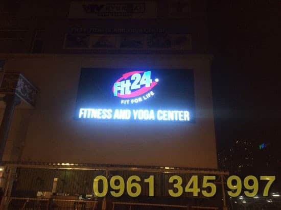 Thi công biển hiệu trung tâm Fitness&yoga Phú Mỹ Hưng
