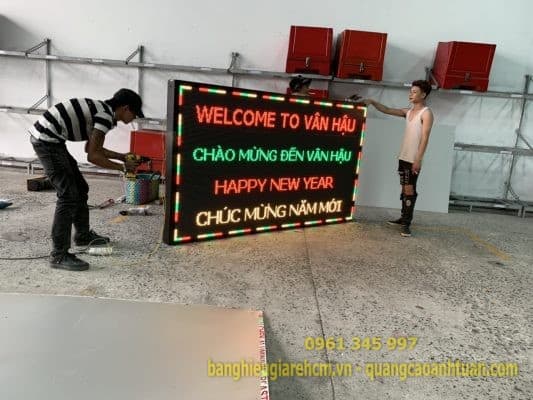 Thi công quảng cáo bảng hiệu hộp đèn Thi công quảng cáo bảng hiệu hộp đèn