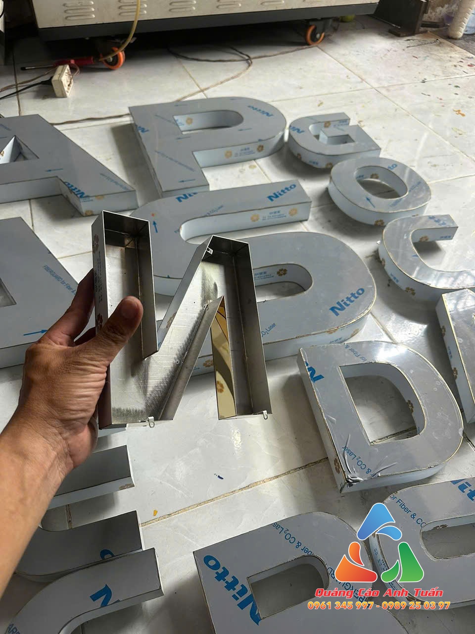Máy Cắt Chữ Inox: Giải Pháp Tối Ưu Cho Ngành Quảng Cáo