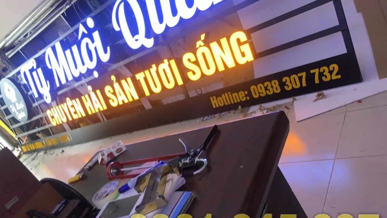 L&Agrave;M BẢNG HIỆU QUẢNG C&Aacute;O QUẬN 7 GI&Aacute; RẺ